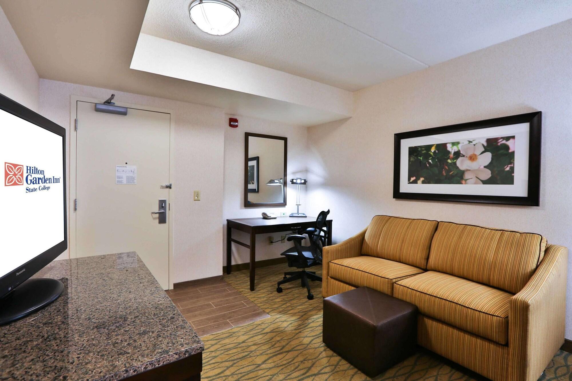 Hilton Garden Inn State College Exteriör bild