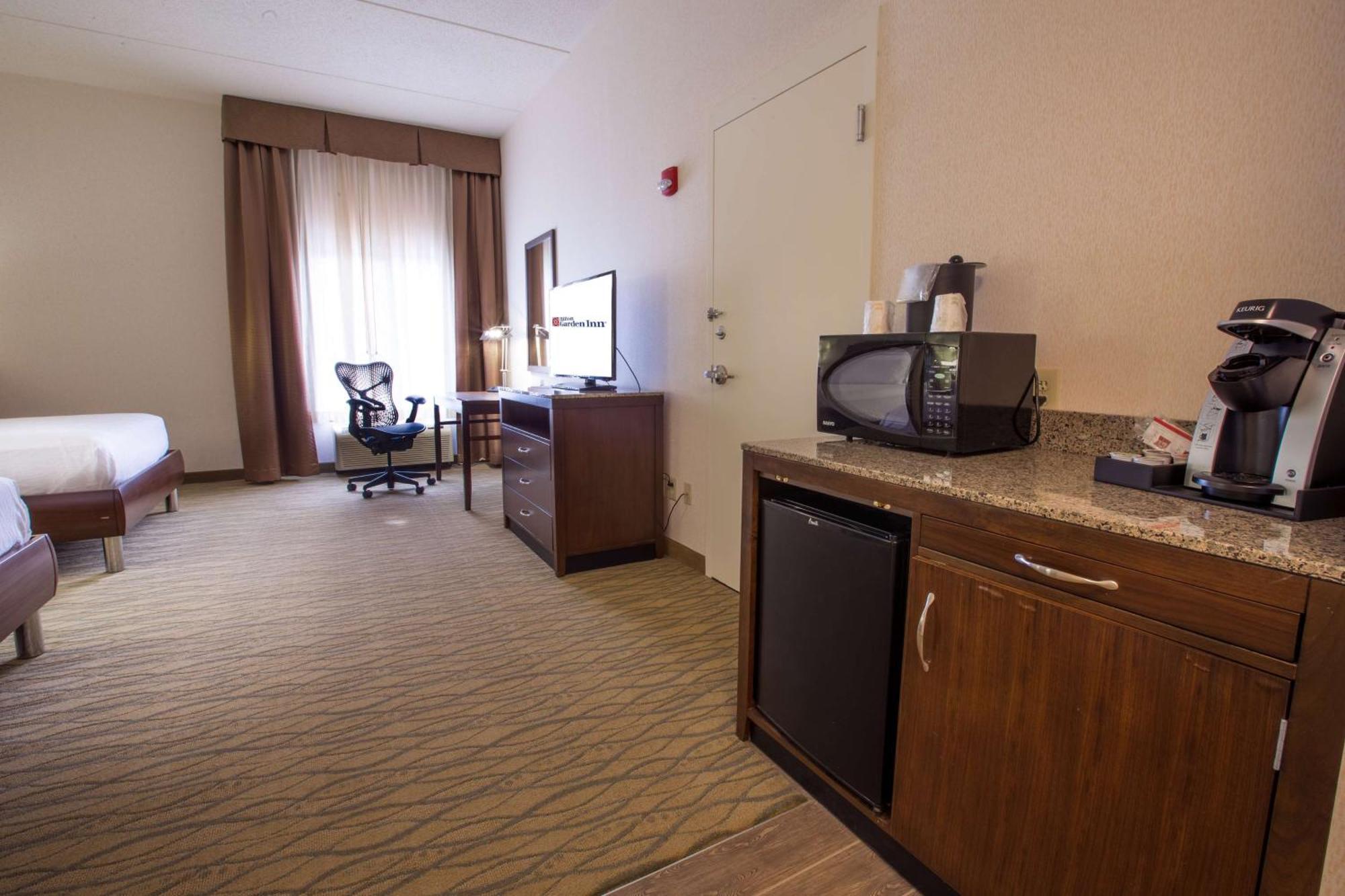 Hilton Garden Inn State College Exteriör bild